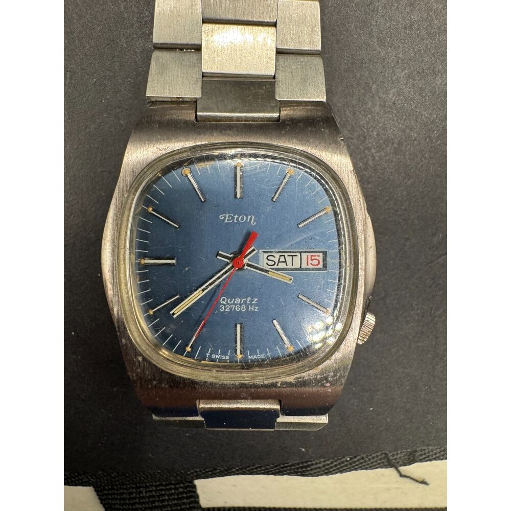Vtg Eton Quartz Watch Blue Dial Stainless Steel Day/Date 32768 Swiss Made 31mm